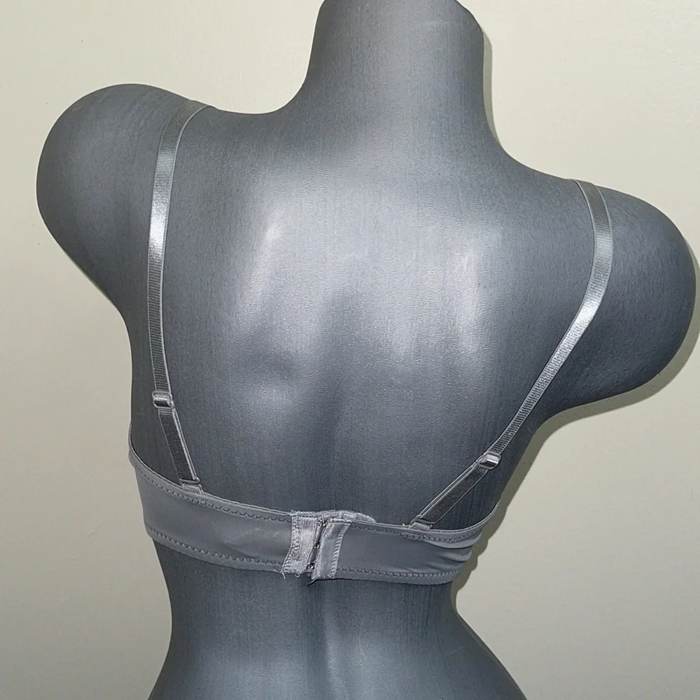 Super Push Up Extreme Padded Maximum Lift Lace Multi-way Strapless Bra.